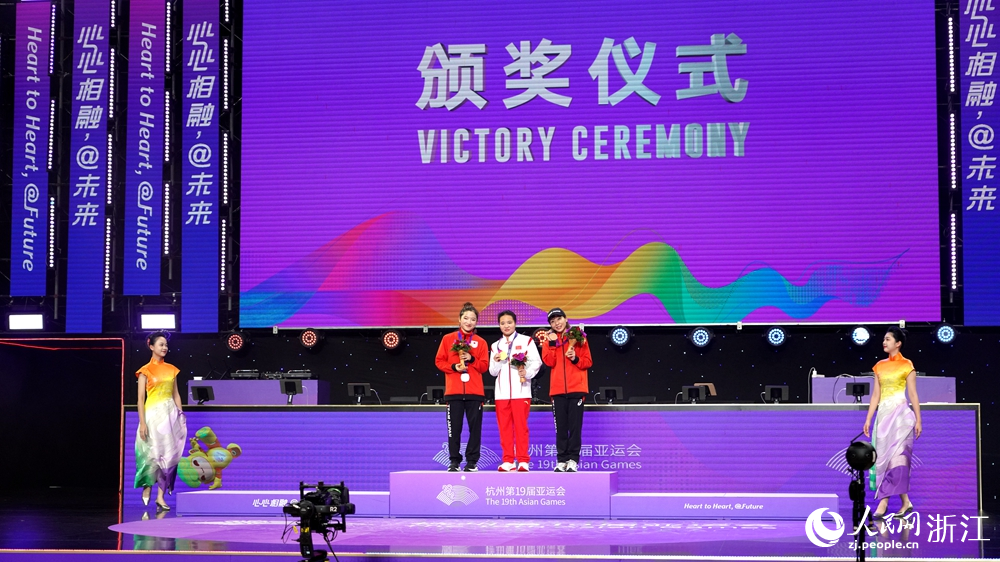 刘清漪夺得霹雳舞女子项目金牌。人民网 陈陆洵摄